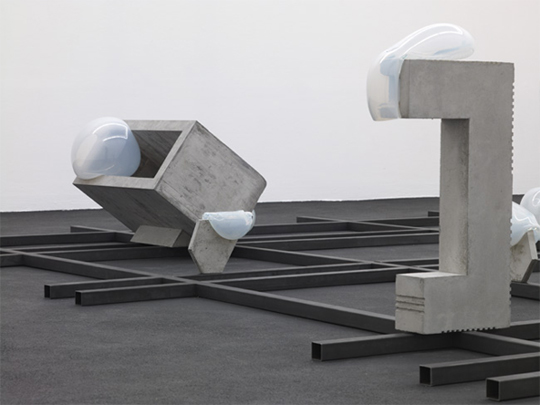Morgane Tschiember, Rolls & Bubbles, Installation view, Galerie Loevenbruck, Paris