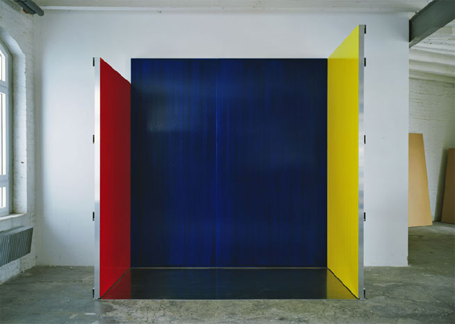 Imi Knoebel, Ort – Blau Gelb Rot Rot., 2009<br class=