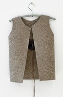 Detail, showing speaker