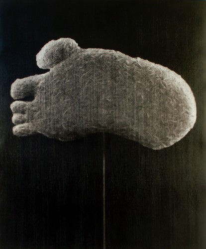Reece Jones. The Undisputed Heavyweight Champion Of The World. charcoal and polymer varnish on paper. 2014. 130x110cm<br/>