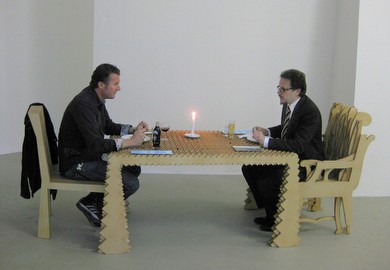 ZU TISCH MIT CHEMNITZERN/Keeping the conversation 